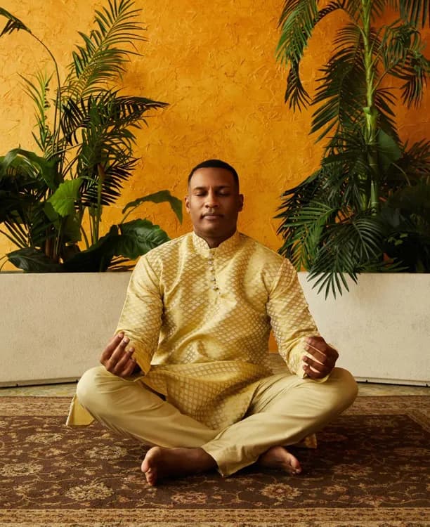 Marvin Peake Meditating